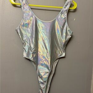 Holographic One Piece